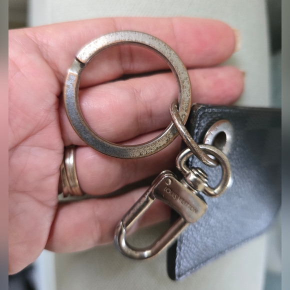 Louis Vuitton Bag Charm Damier Graphite Porte Cles Alps -Keychain - Picture 5 of 9